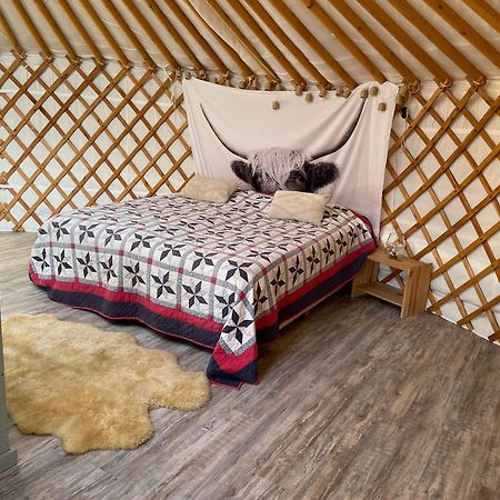 Luxe Yurt Hotel Koudekerke Buitenkant foto
