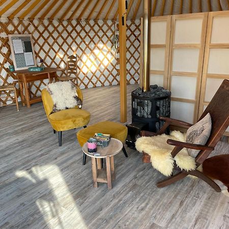 Luxe Yurt Hotel Koudekerke Buitenkant foto