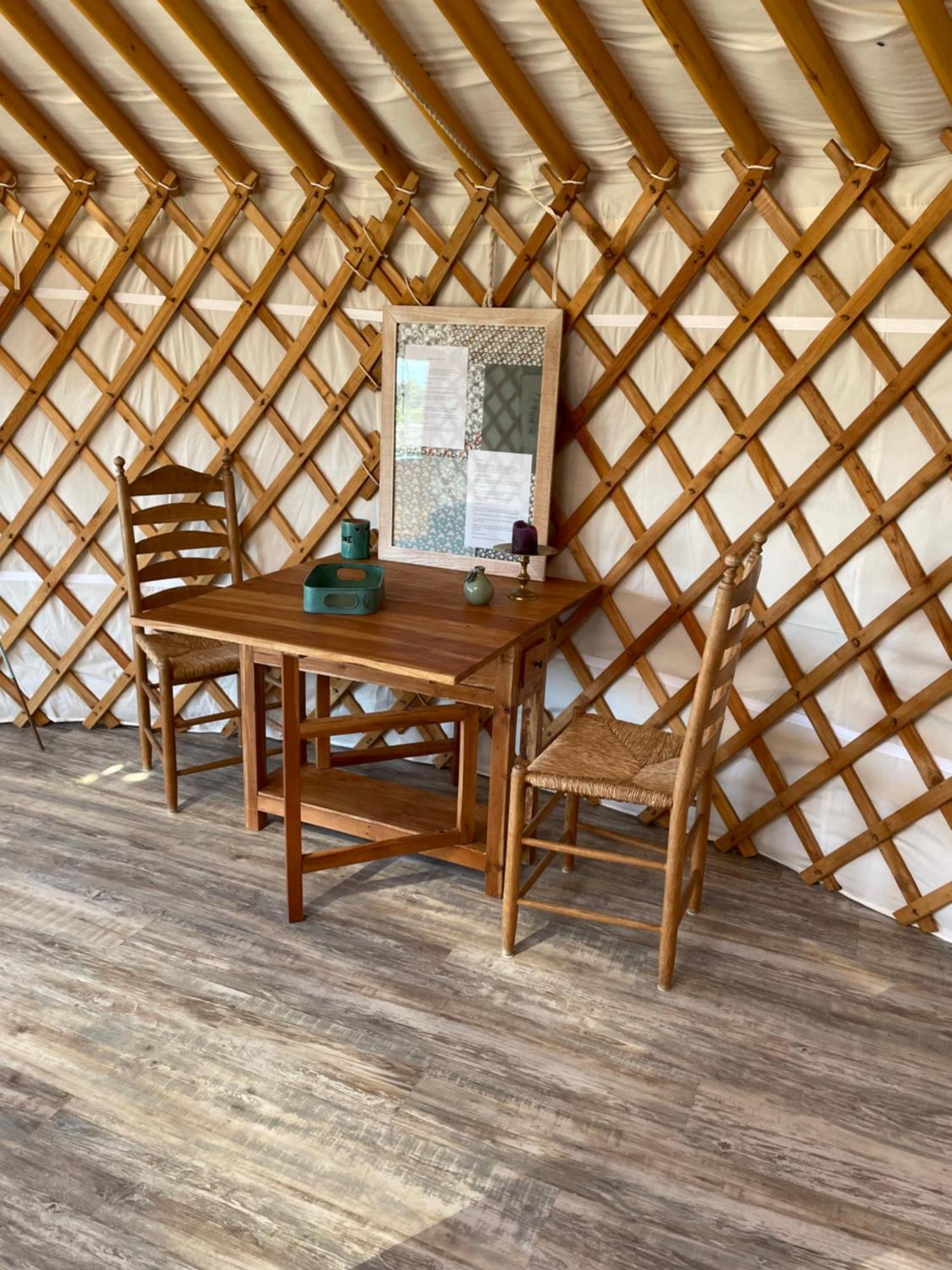 Luxe Yurt Hotel Koudekerke Buitenkant foto